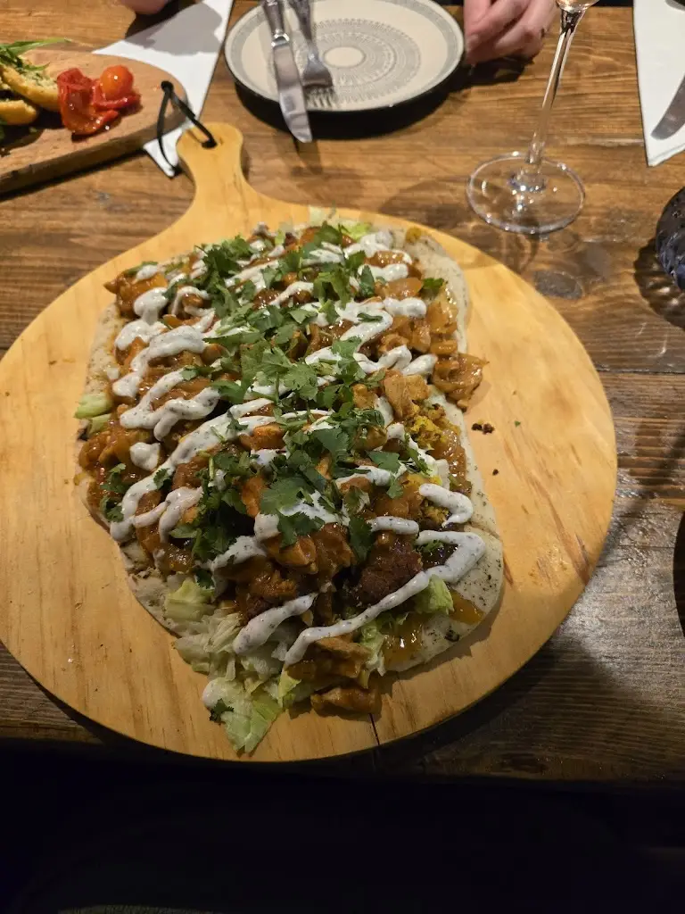 Rose Warne_56 Wine Beer Boards_Gobowen_review