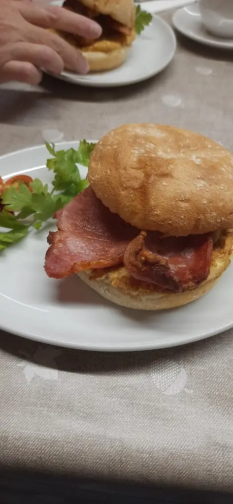 James Moore_The Old Coffee Pot And Tea Rooms_Gobowen_review