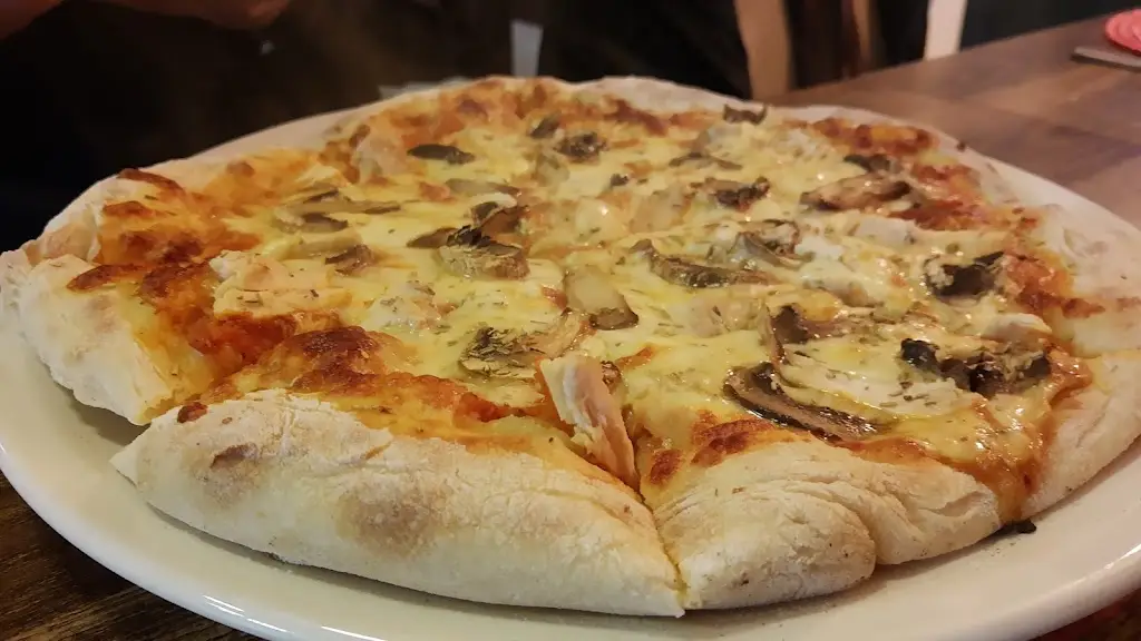 Bela's House - Portuguese and Italian restaurant_Grantham_slider_image_3