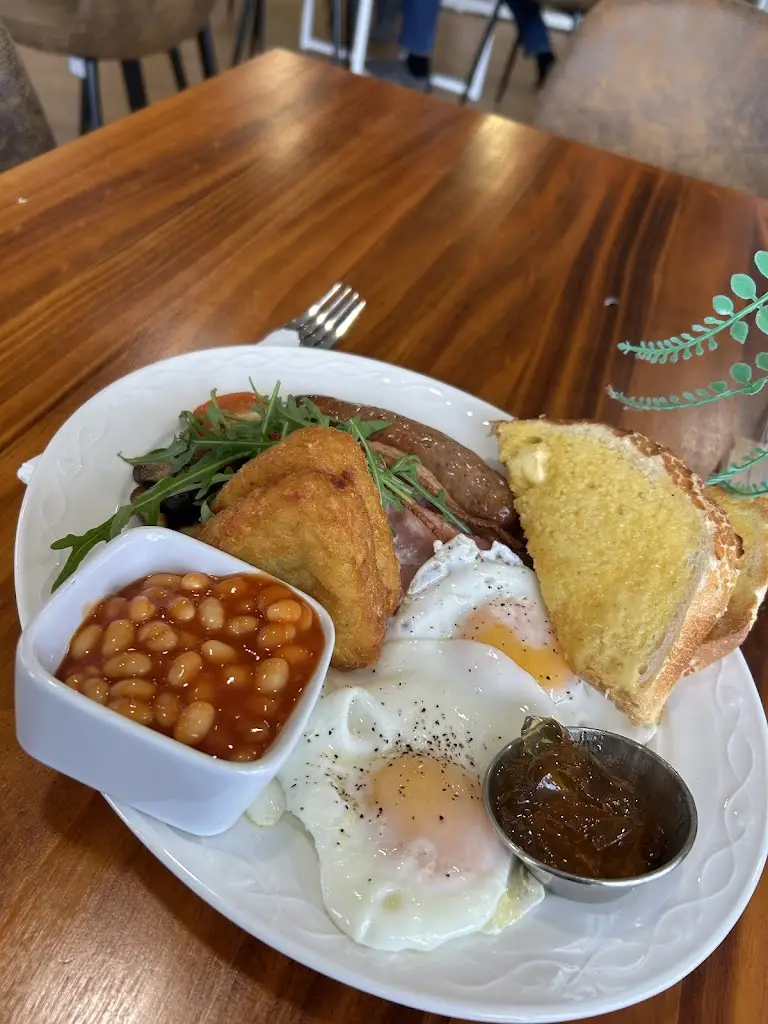 Kay Smith_Waterfront Bar & Restaurant_Gillingham_review