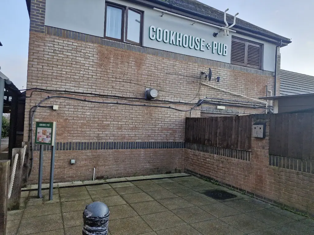 Mozza Bossman_Honourable Pilot Cookhouse + Pub_Gillingham_review