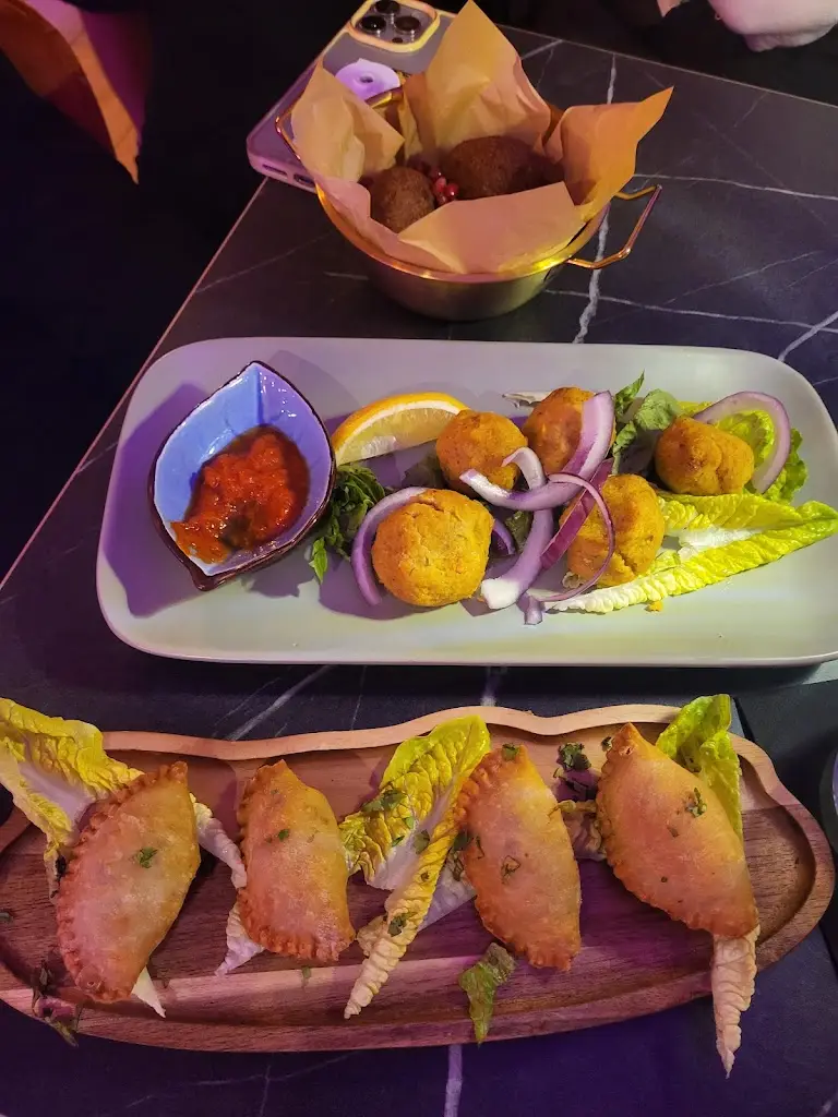 Jenner Coker_Fambul Restaurant and Bar_Gillingham_recensione