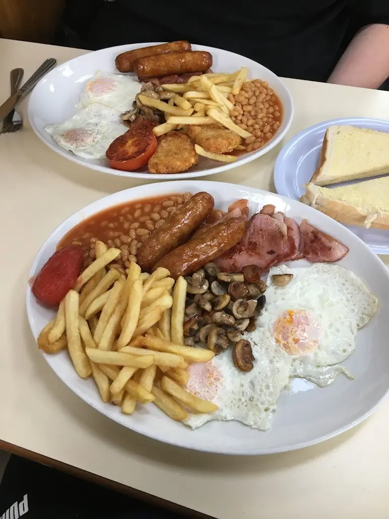 Darren_Chef's Delight 1 Cafe & Restaurant_Gillingham_reseña