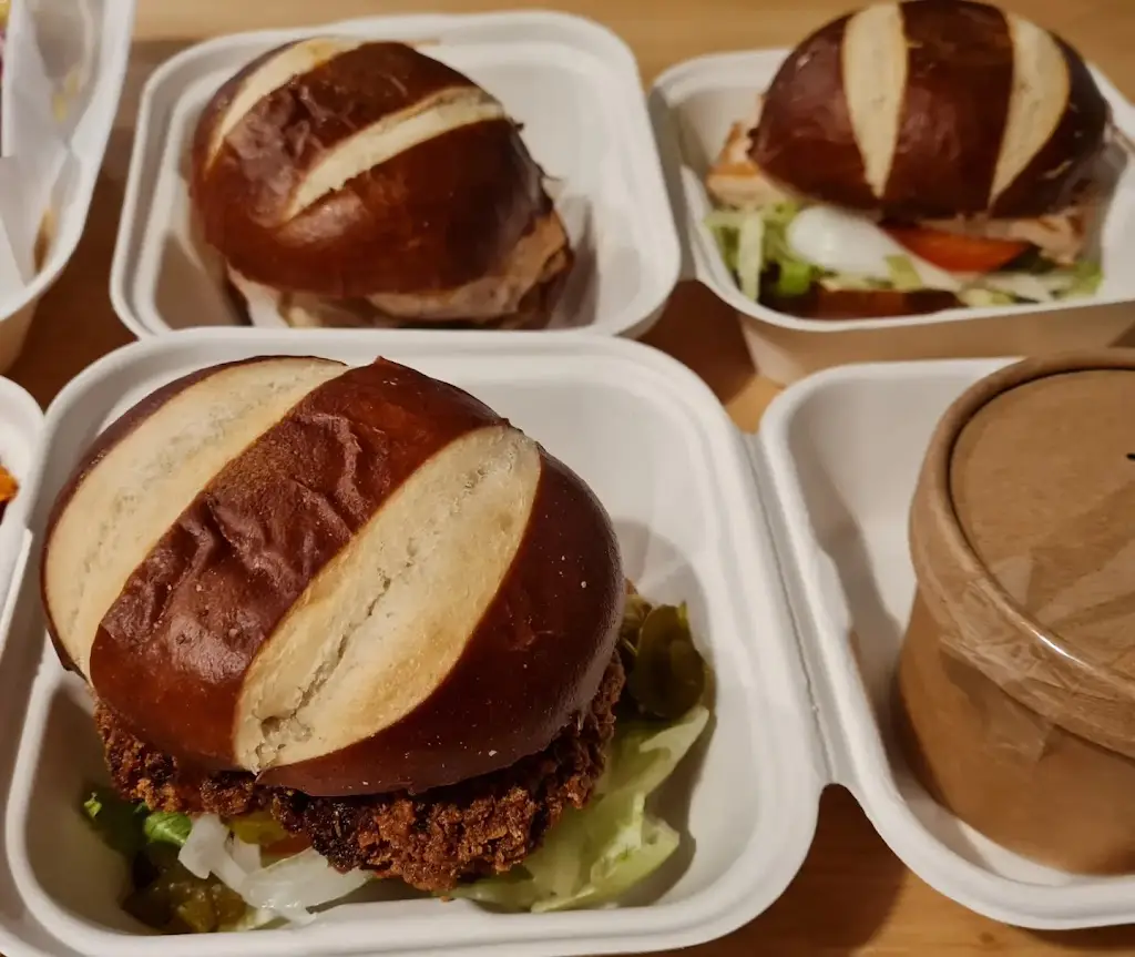 Menu_Moonshine_Badsworth_image_2