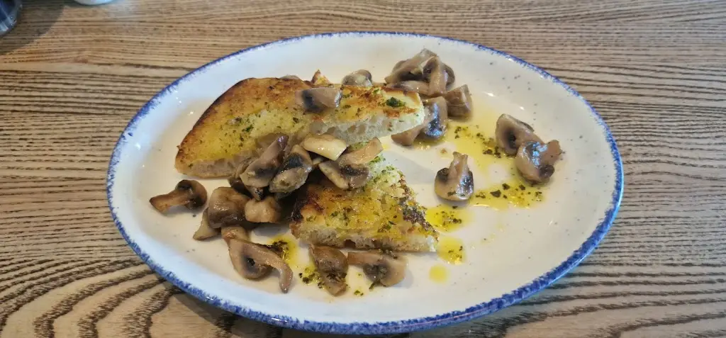 Dave P_The Star_Gillingham_review