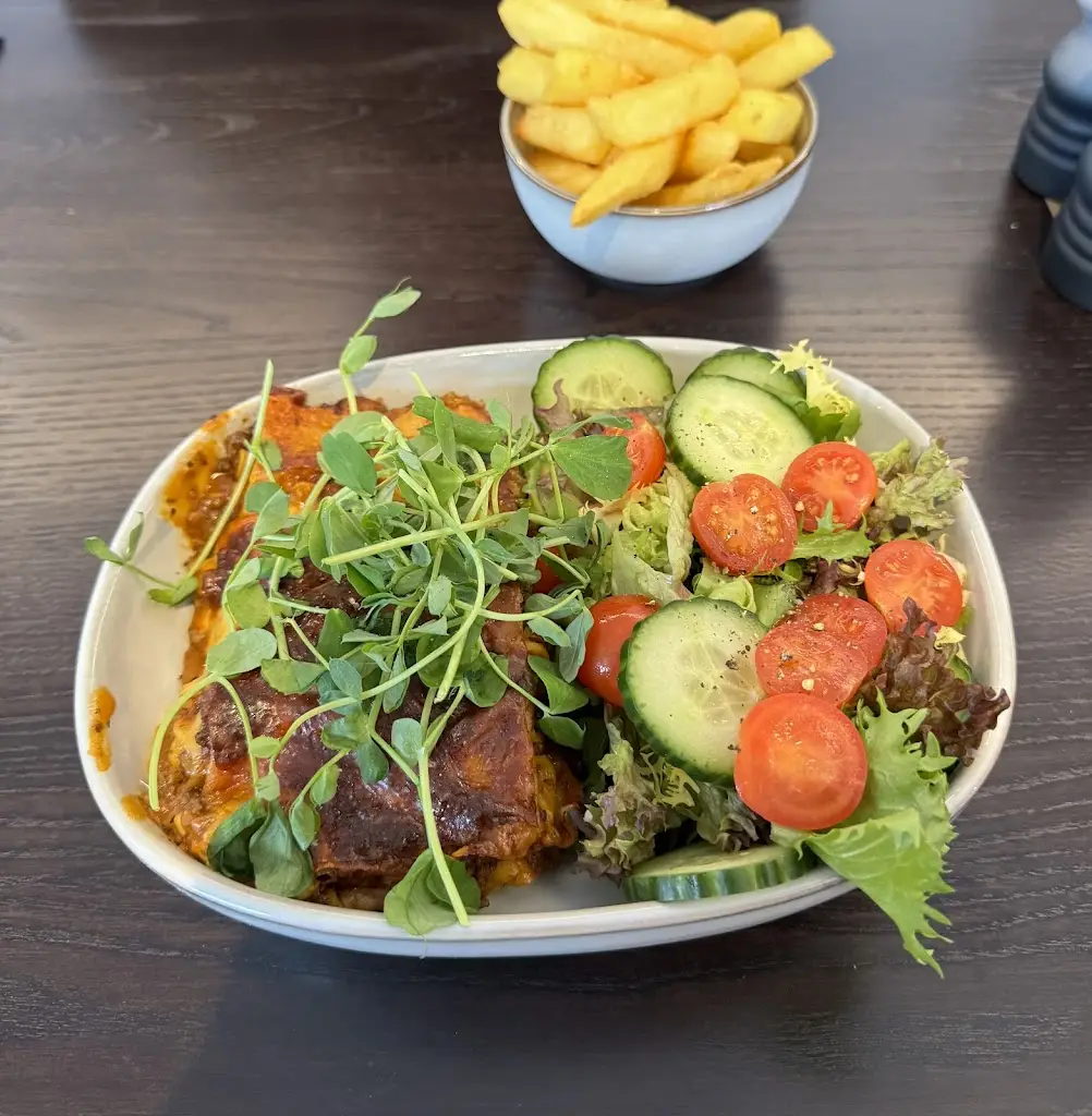 Melisa Lee_Marelis Italian Diner_Gillingham_review