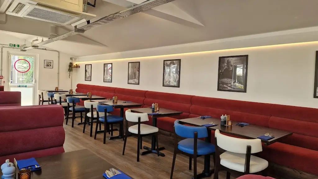 Marelis Italian Diner restaurant in Gillingham
