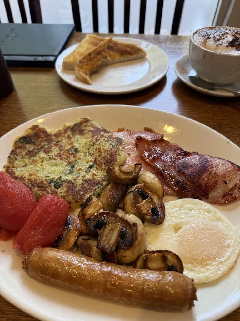 Falcon Cafe_Gillingham_slider_image_2