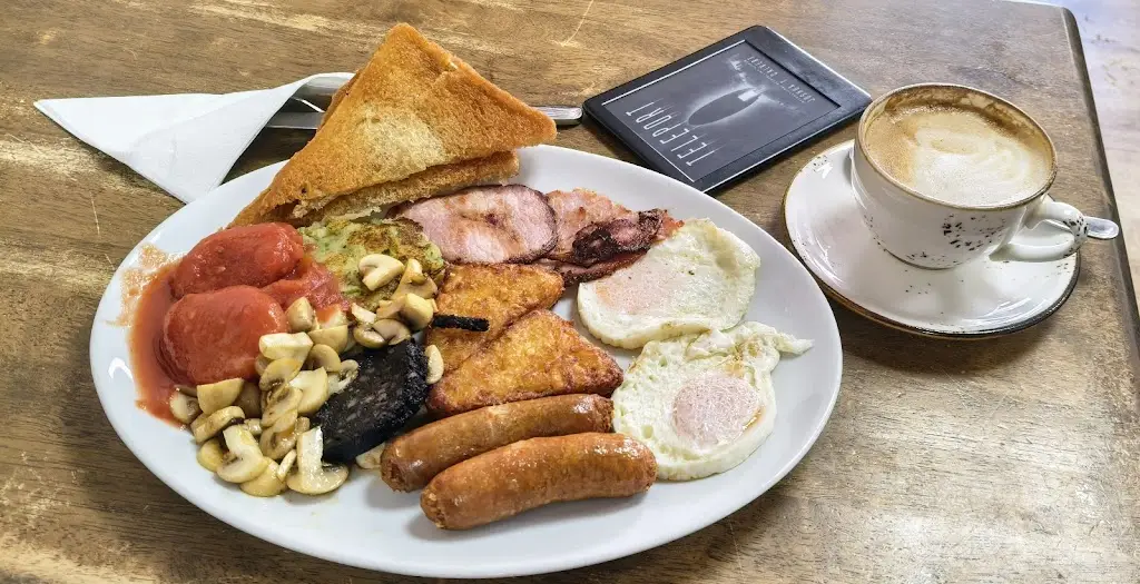 Medway Cafe_Gillingham_slider_image_2