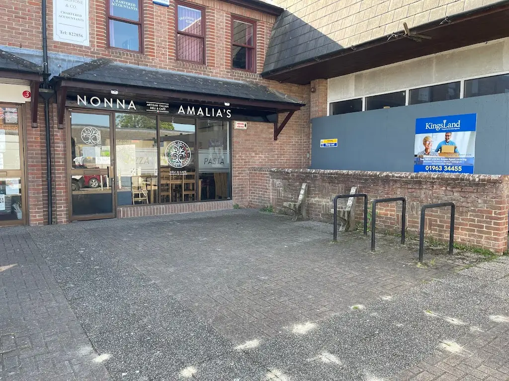 Nonna Amalia's Spaghetti Tree restaurant in Gillingham