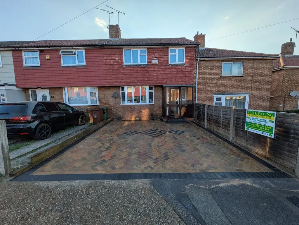 Elite paving & landscapes Ltd Professional company_Ginas Cafe_Gillingham_review