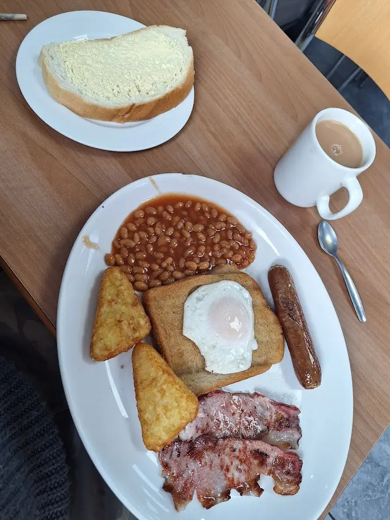 Ginas Cafe_Gillingham_slider_image_2