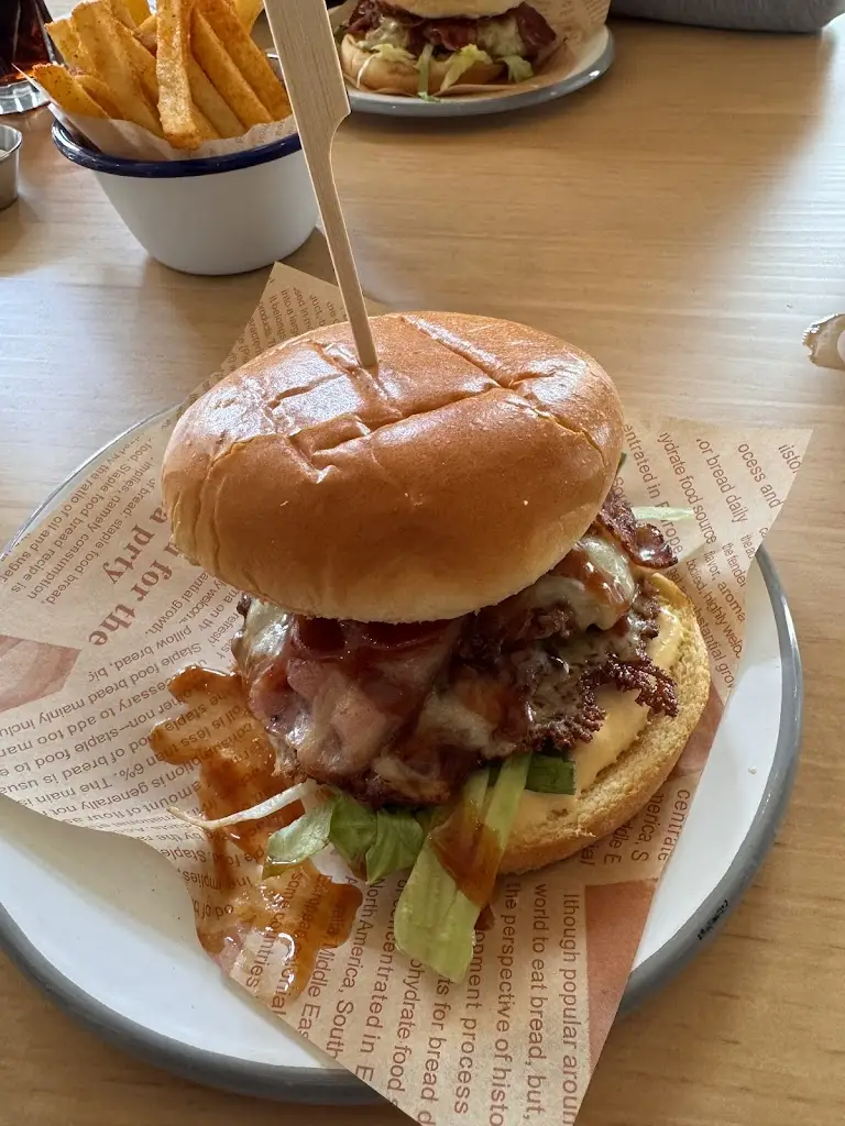 Stuart Eakin_The Vault Retford_Babworth_review