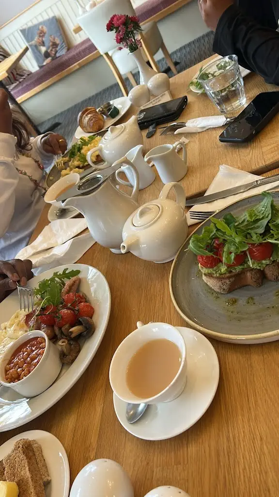 Riya G_Hazelmere Cafe & Bakery_Grange Hill_review