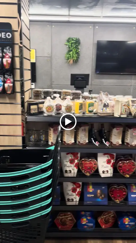 EUROPA GRAYS_Grays_slider_image_2