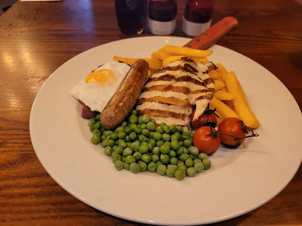 Menu_The Gravesberie Inn_Greasby_image_7