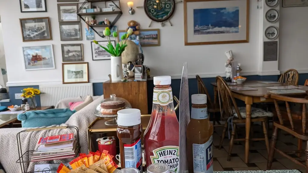 Menu_Seabreeze cafe_Gorleston-on-Sea_image_8