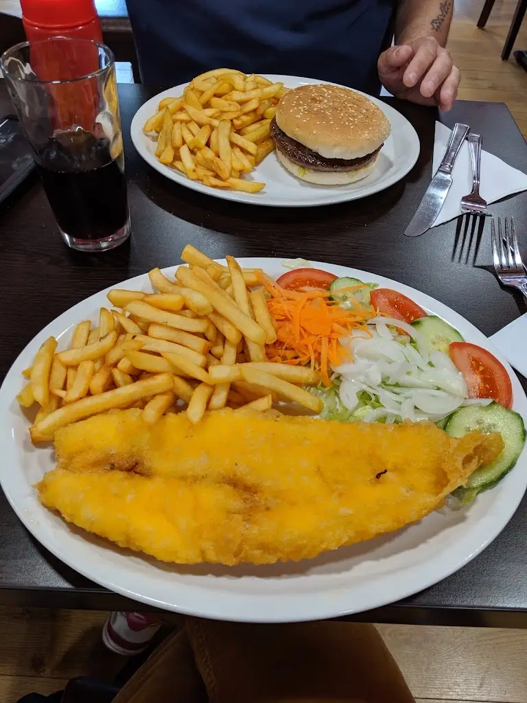 Gorleston Cafe_Gorleston-on-Sea_slider_image_3