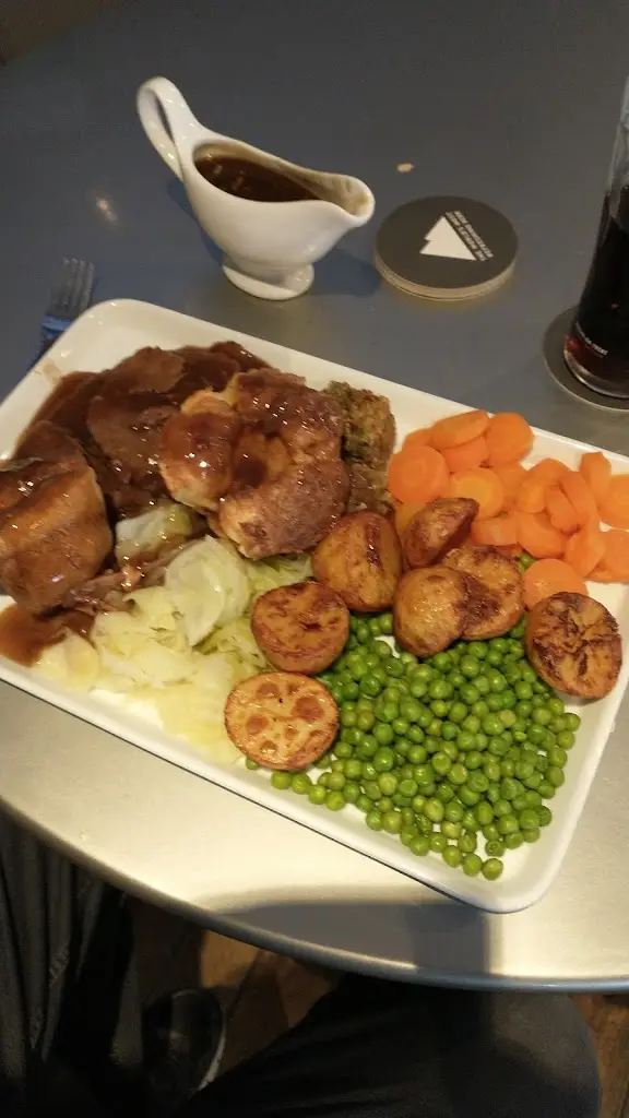 Steve Arnold_Alberto's Bar & Bistro_Babworth_review