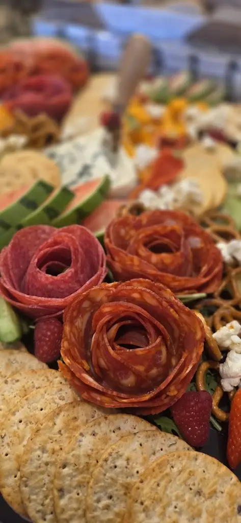 Louise Hale-Tait_Arty’s_Gosport_review