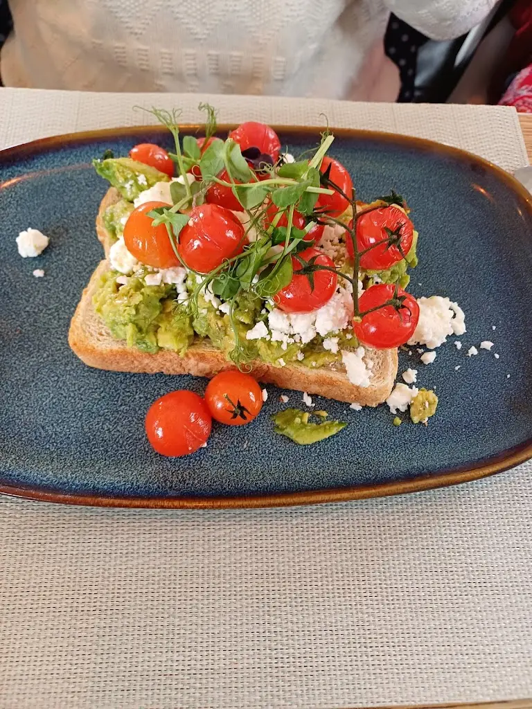 Kay McConville_The Boathouse_Gosport_review