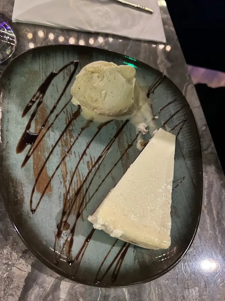 Menu_Lizz Restaurant_Gosport_image_7