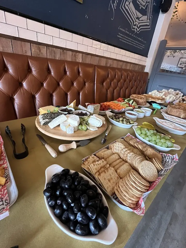 Ann Fox_Cocked Hat_Gosport_review