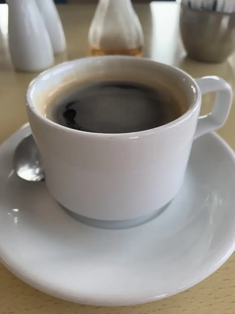 Shamielyn Arzola_Lakeside Cafe And Bar_Gosport_review