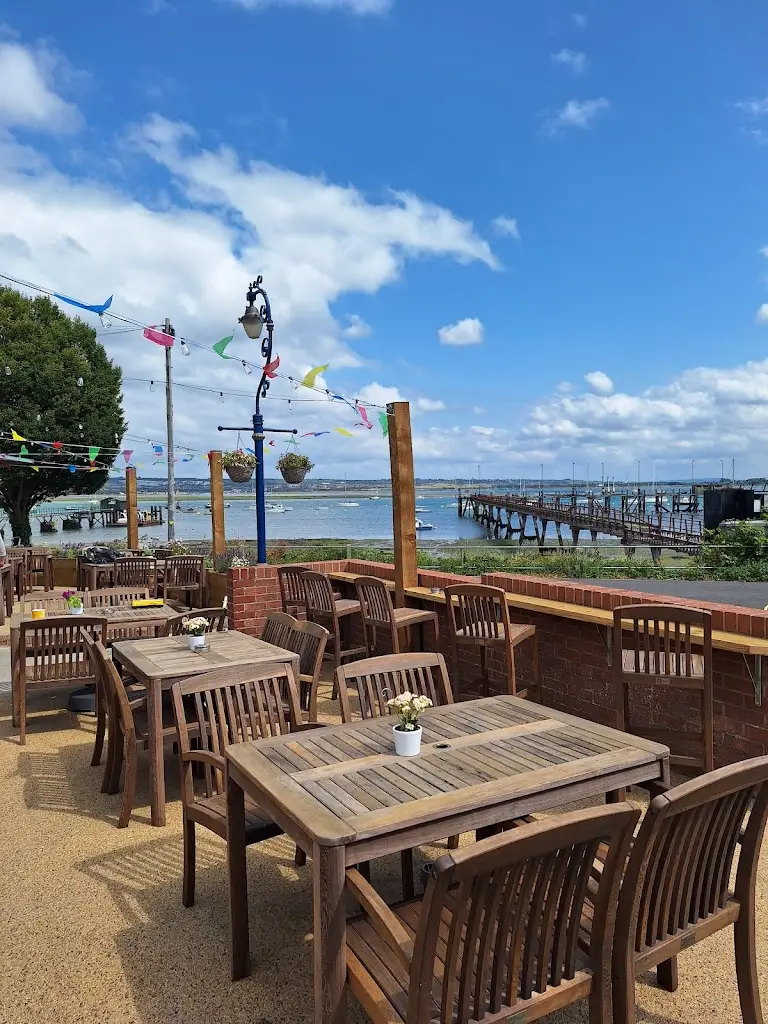 Donna Merrifield_The Jolly Roger_Gosport_review