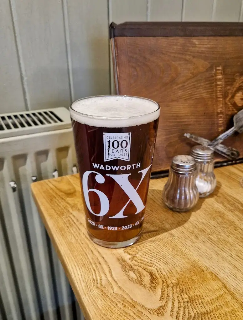 Scott Thomas Smith_The Fighting Cocks, Alverstoke_Gosport_review