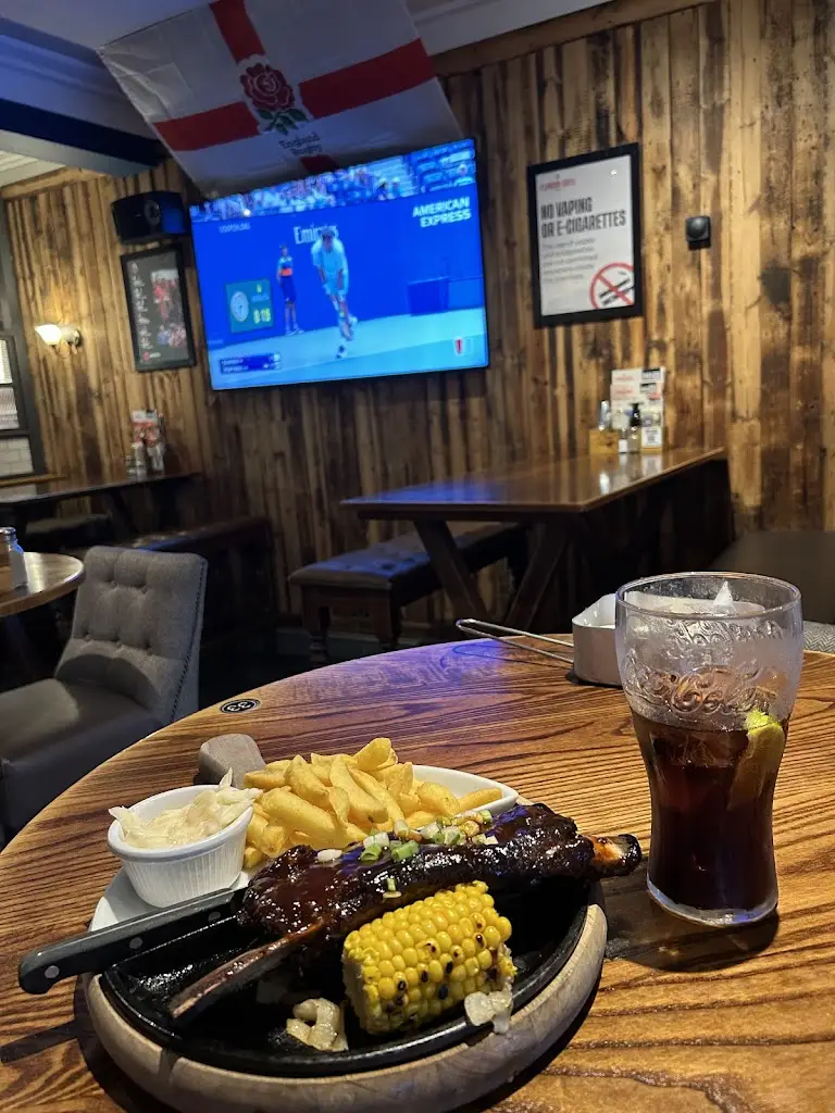 M K_Mulberry_Goring-by-Sea_review