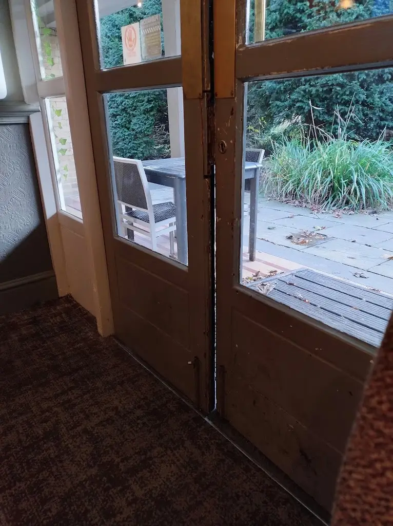 Annabel Hilson_Mulberry_Goring-by-Sea_review