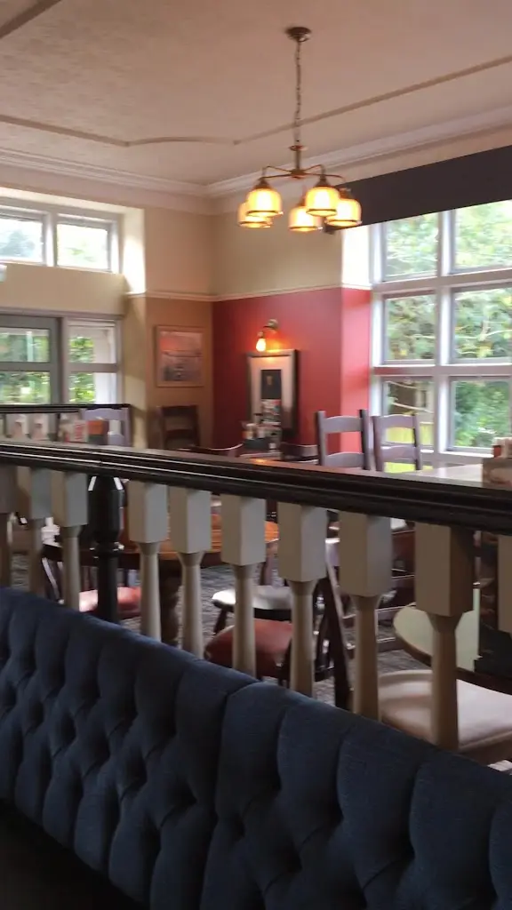 Mulberry_Goring-by-Sea_slider_image_2