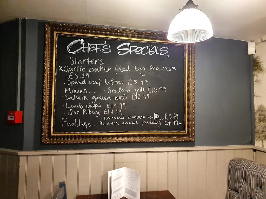 Menu_Bull_Goring-by-Sea_immagine_1