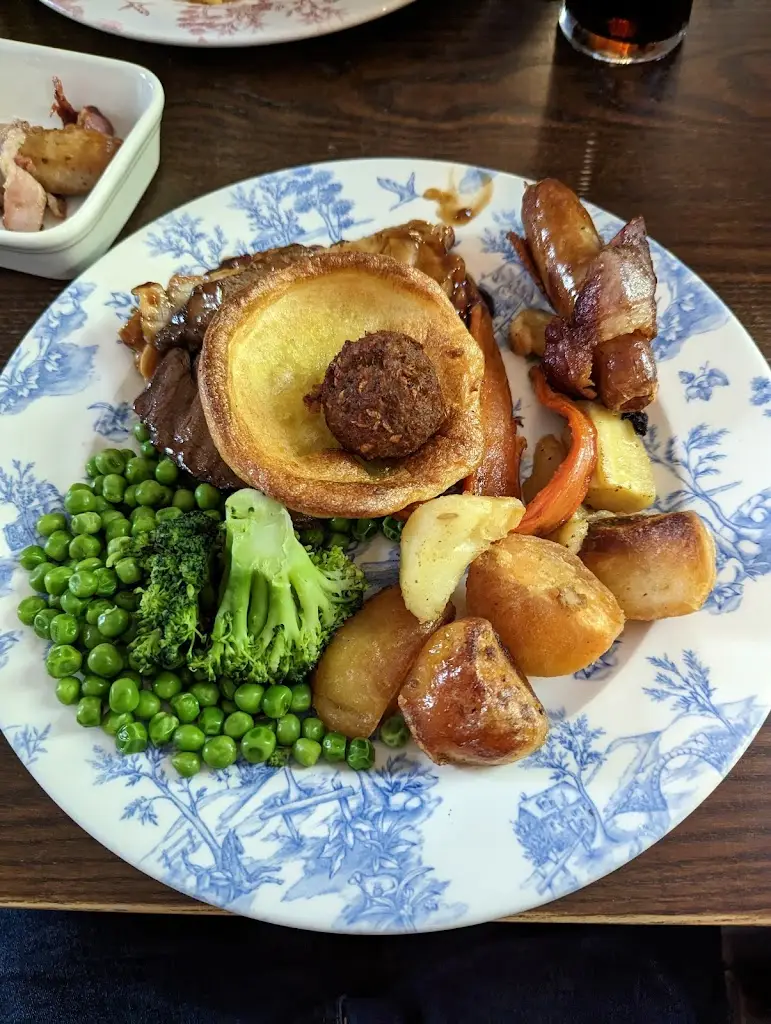 Menu_Bull_Goring-by-Sea_immagine_4