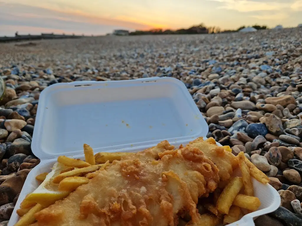 Thomas Kent_The BlueBird Cafe_Goring-by-Sea_review