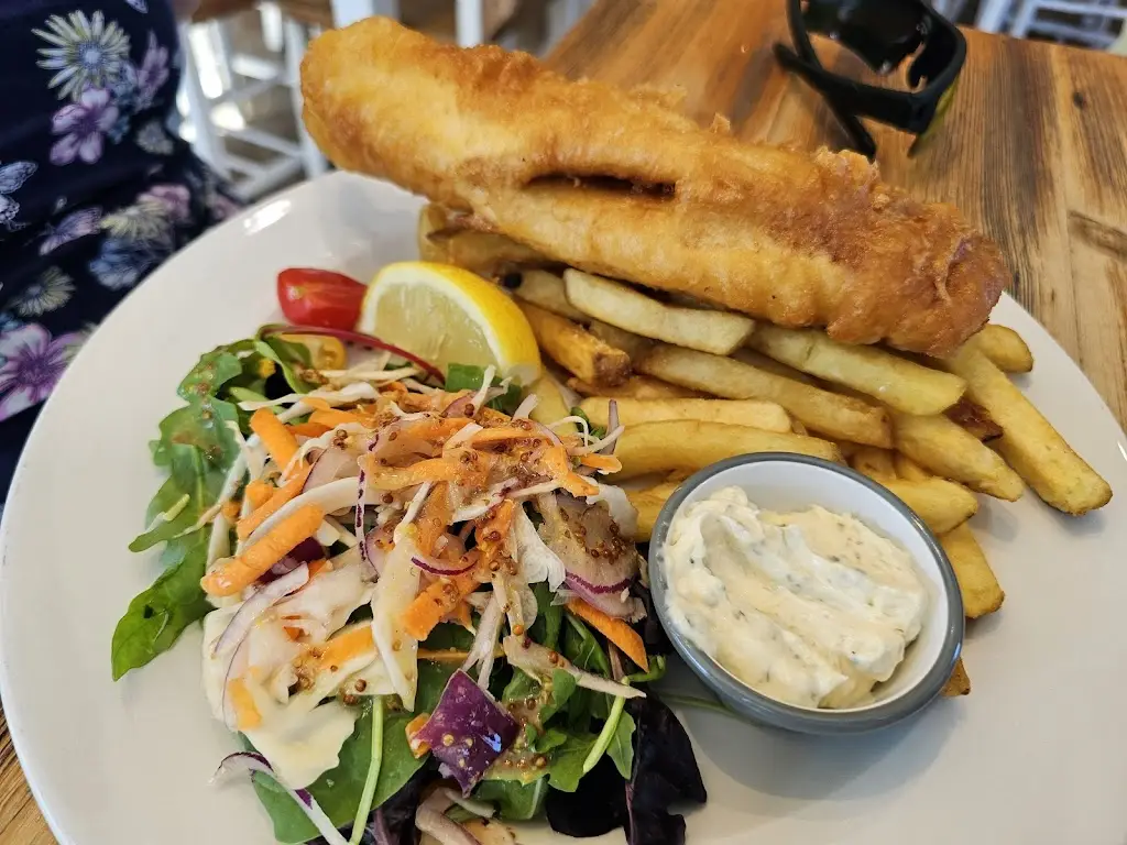 Ferenc File_The BlueBird Cafe_Goring-by-Sea_review