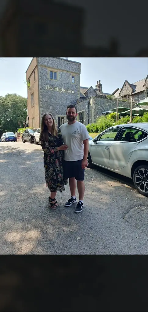 The Highdown_Goring-by-Sea_slider_image_2