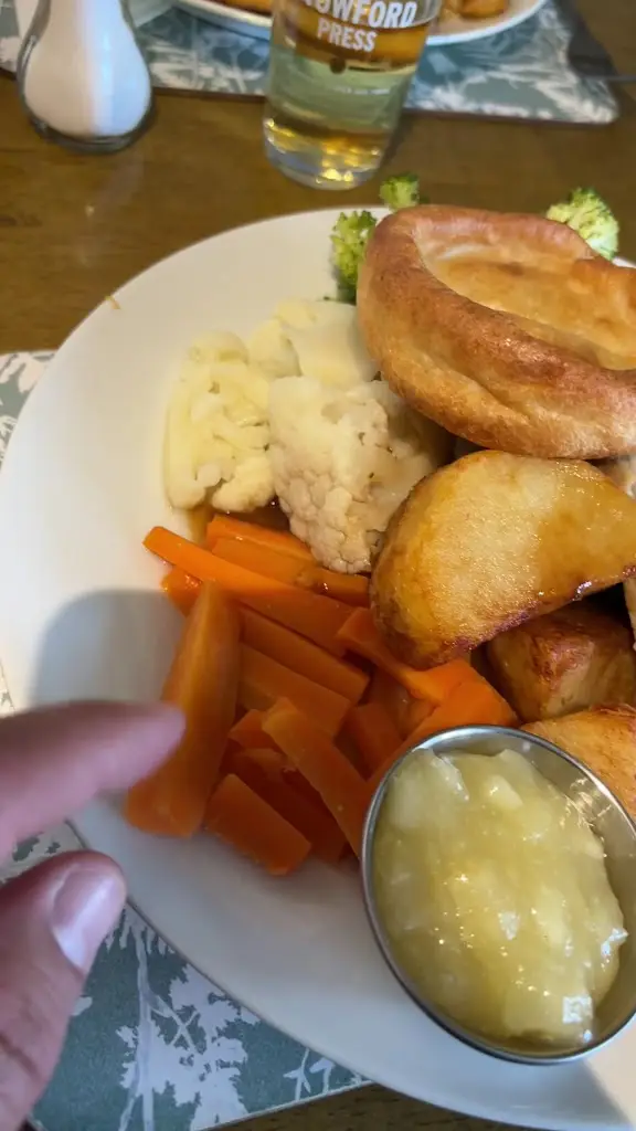 The Henty Arms_Goring-by-Sea_slider_image_2