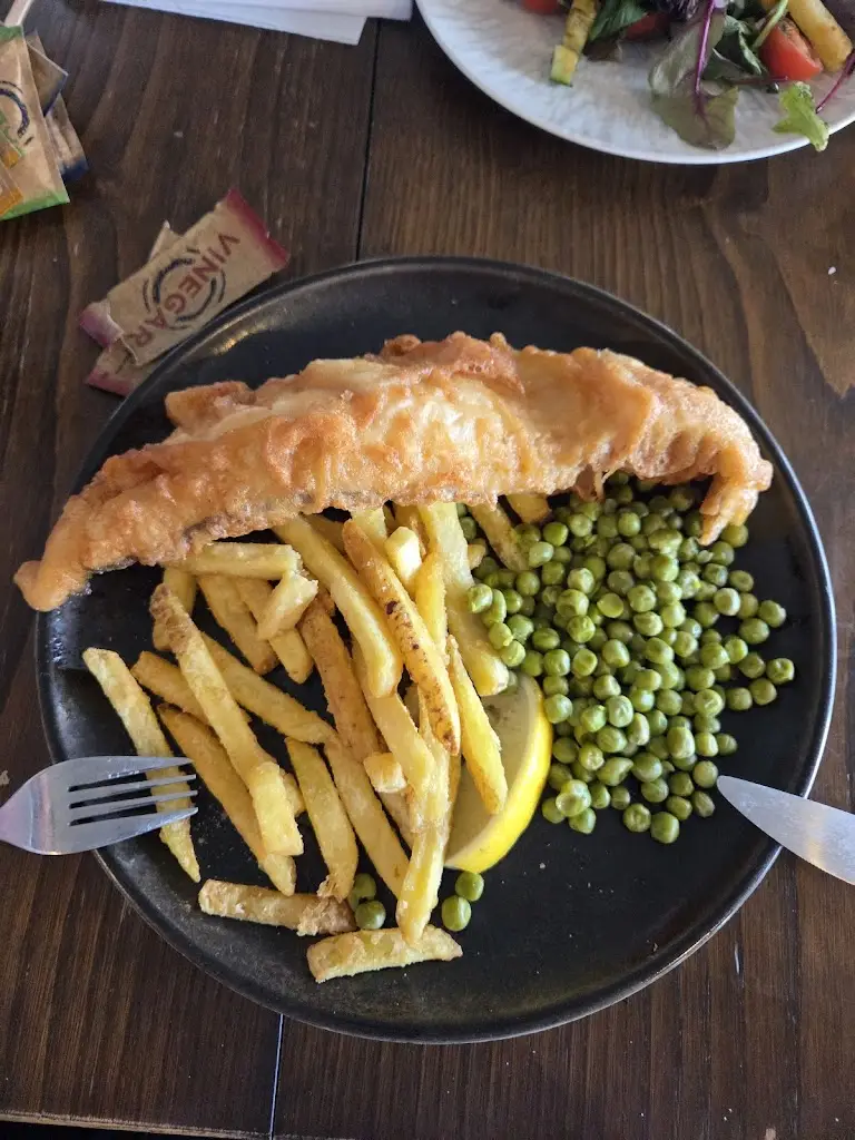 Sarah Ivy_Marine Gardens Restaurant_Goring-by-Sea_review
