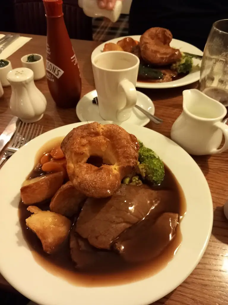 The Fusilier Bar & Restaurant_Great Bentley_slider_image_2