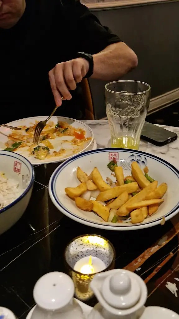 Niall Reid_Gosforth Palace_Gosforth_review