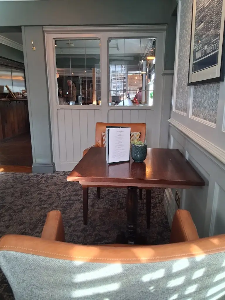 Kirsty Dziennik_The Falcon's Nest_Gosforth_review