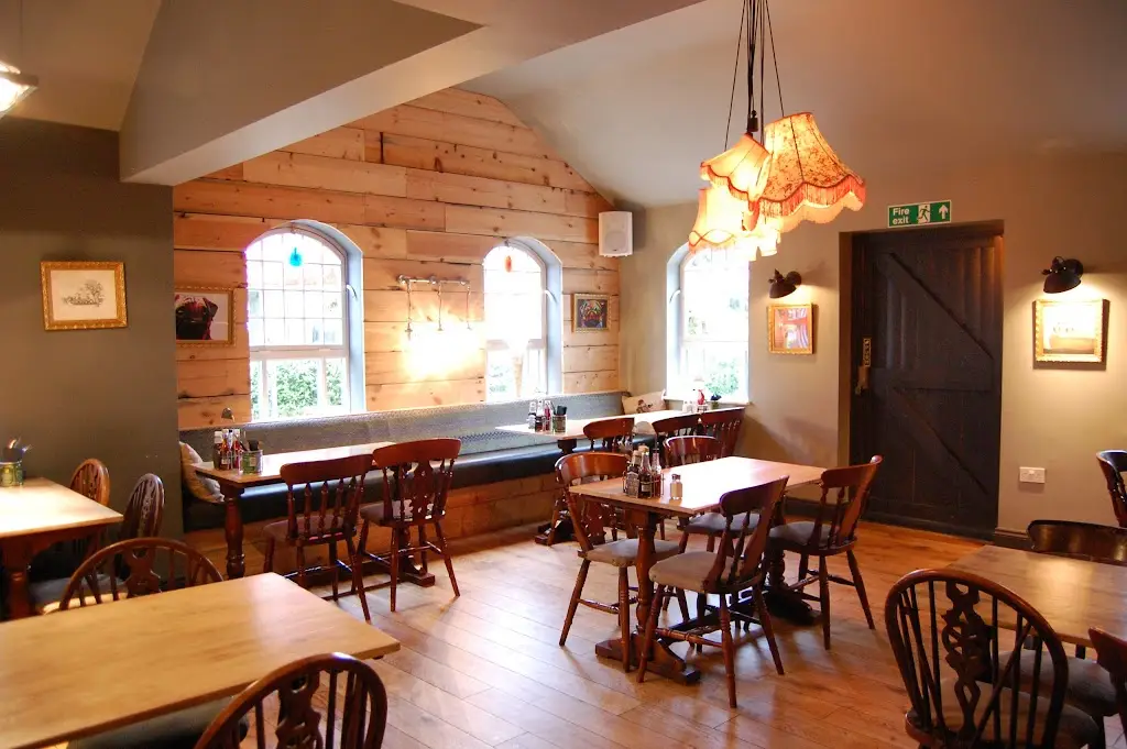 The Italian Greyhound_Great Glen_slider_image_1