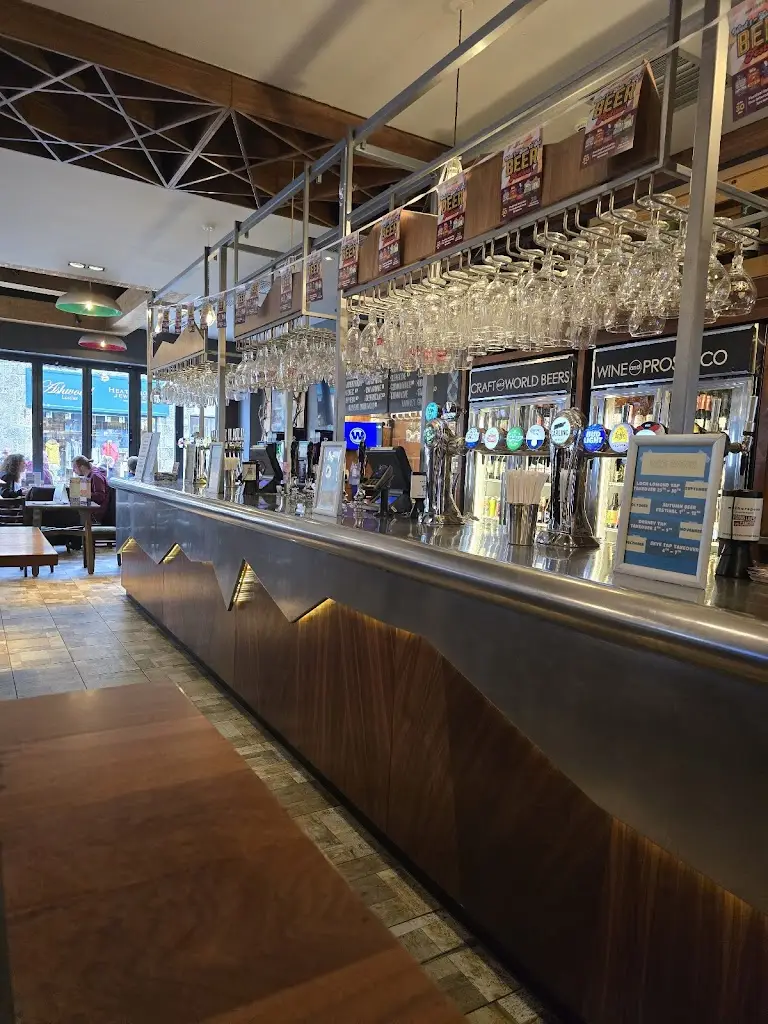 Toby Hefford_The Great Glen - JD Wetherspoon_Great Glen_review
