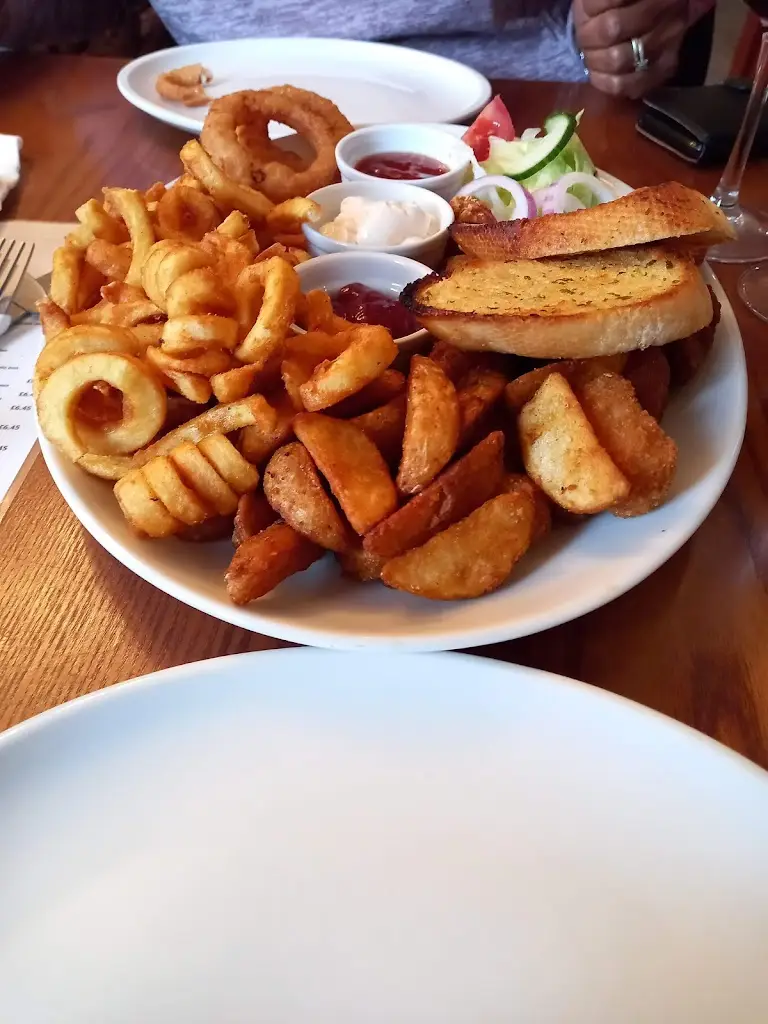 Michael_Black Bull Hotel_Great Eccleston_reseña