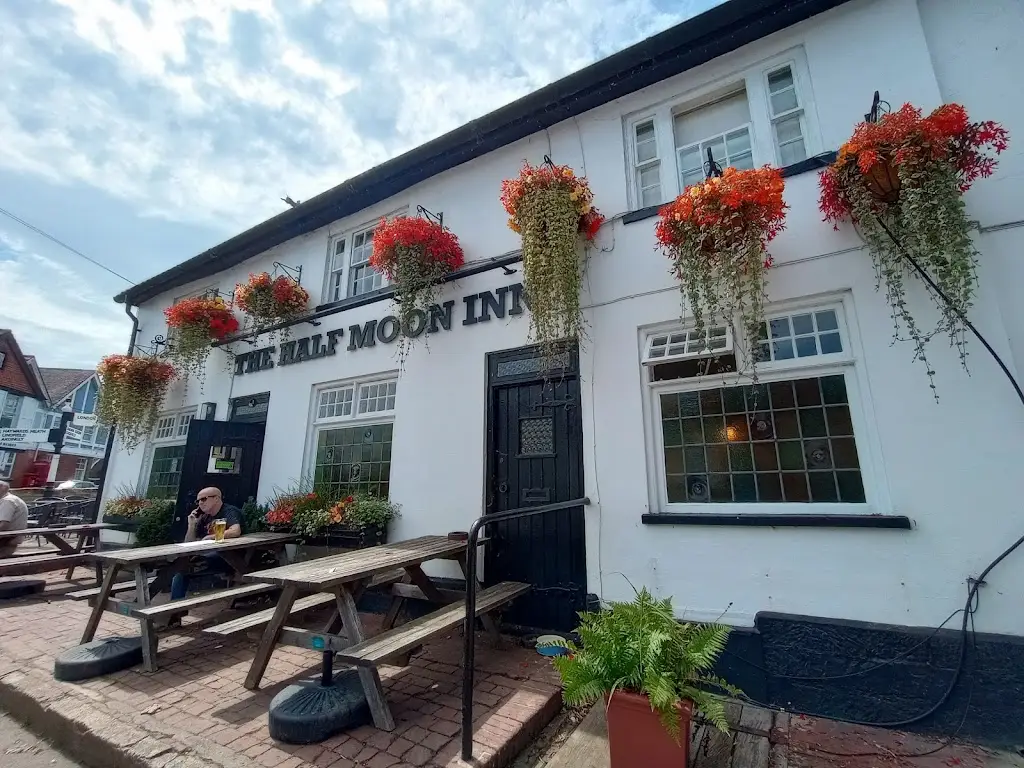 The Half Moon Inn Balcombe restaurant in Balcombe
