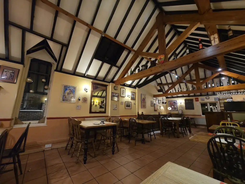 Casa Naranjo_Great Hanwood_slider_image_1