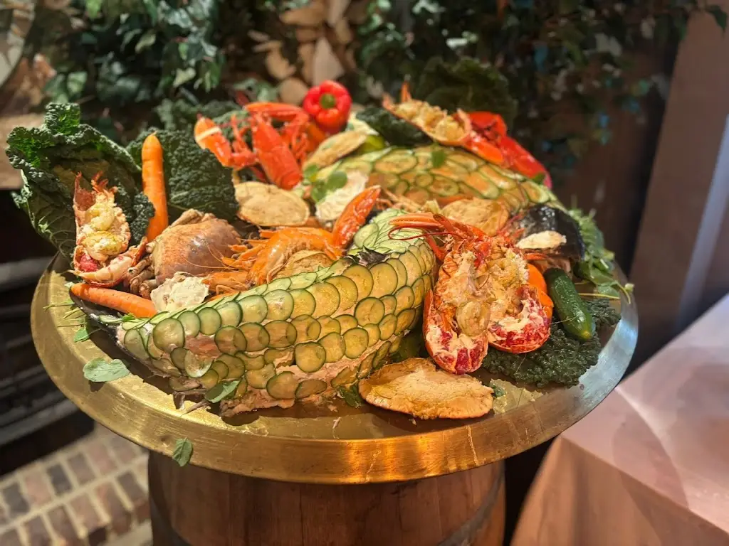 Sarah Pratt_The Cowdray Arms_Balcombe_review