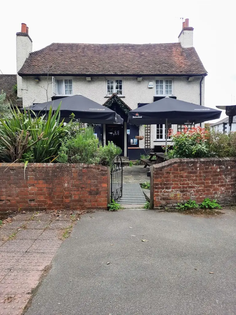 Ross Sala_The Anchor_Great Bookham_recensione